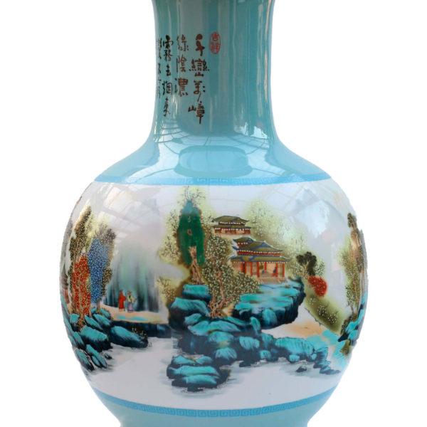 Posliiniruukku ART 1 on valmistettu käsin Kiinan Jing De Zhenin kaupungissa ja edustaa kiinalaista taidetta ja kulttuuria.